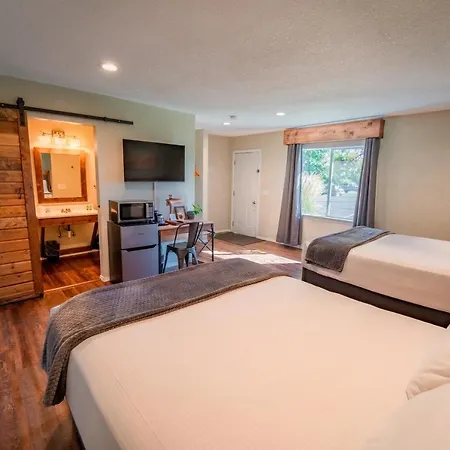 Evergreen Motel Libby Esterno foto